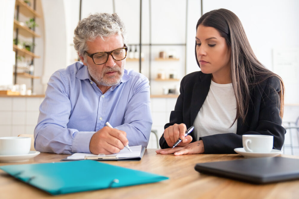 Precisa de consultoria para abrir um negócio? Um contador pode prevenir inconsistências e assegurar o crescimento do seu negócio!